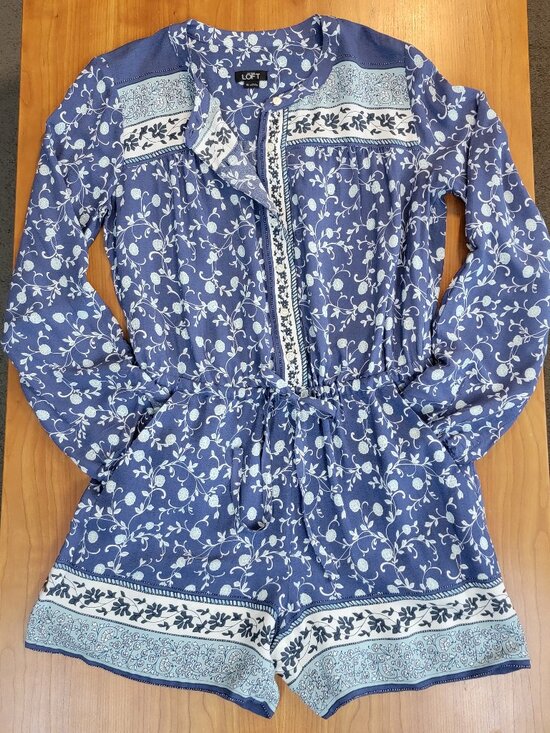 Ann Taylor LOFT Blue Green Floral Romper With Pockets - XS - Picture 8 of 11